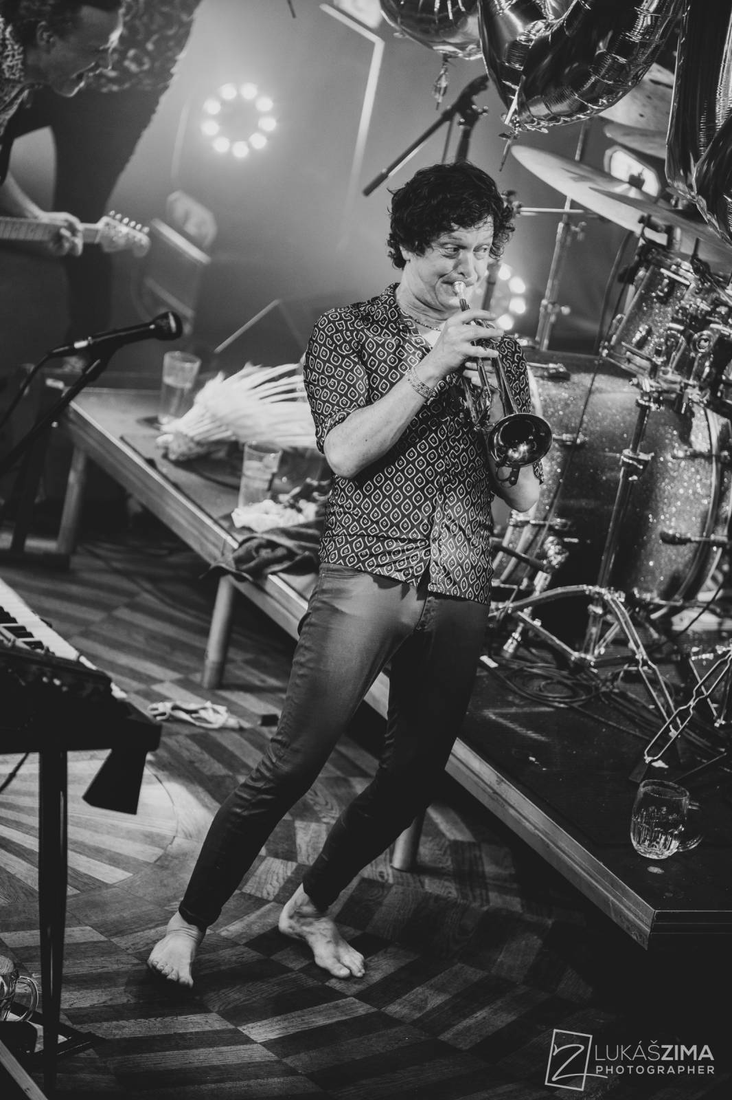 Mig 21 skončili jarní turné, v Praze chytali kalhotky a uklidňovali rvačku u pódia