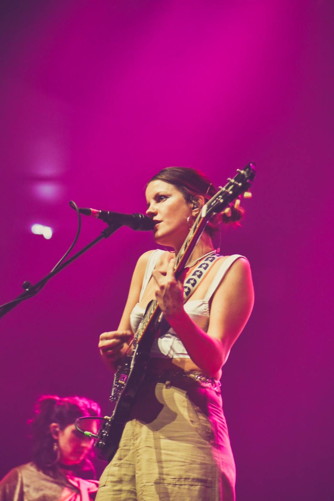 Řev, nadšení i slzy dojetí. 5 Seconds Of Summer dorazili do Prahy