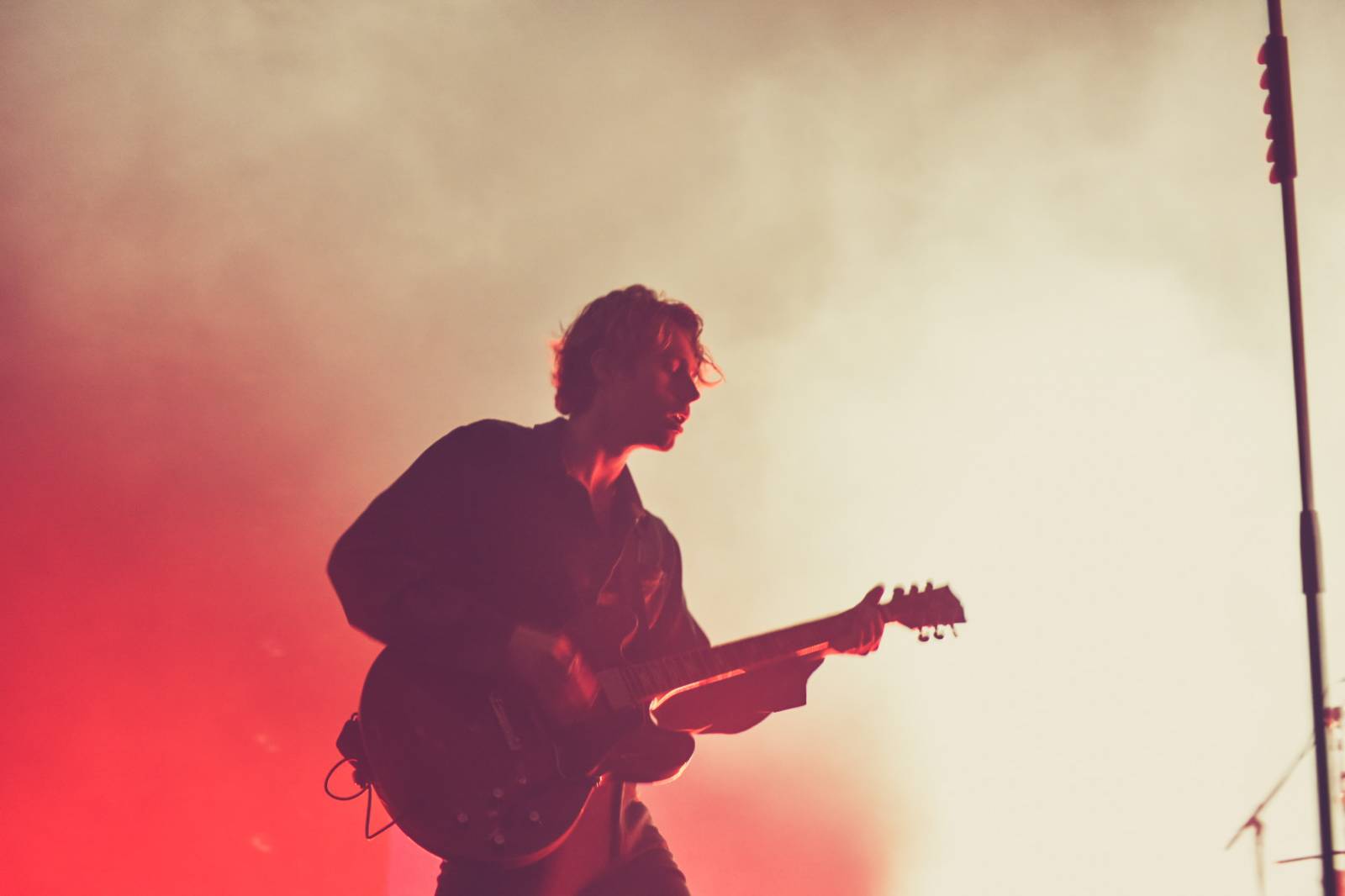 Řev, nadšení i slzy dojetí. 5 Seconds Of Summer dorazili do Prahy