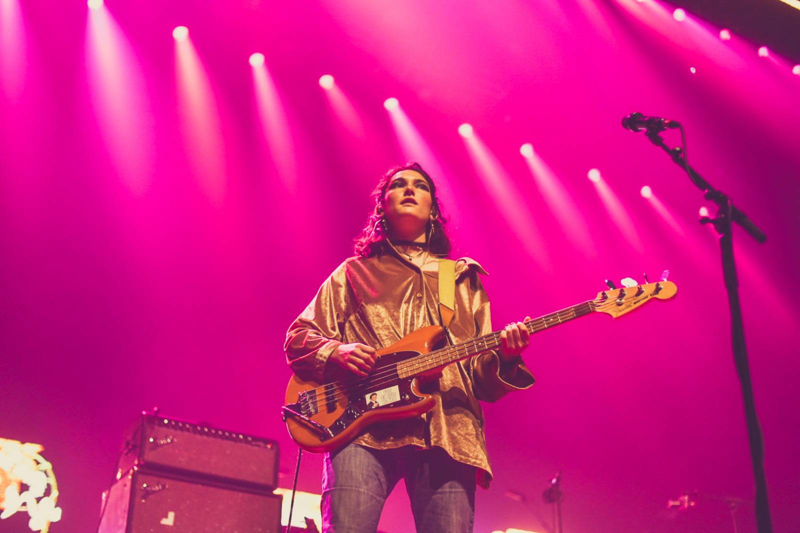 Řev, nadšení i slzy dojetí. 5 Seconds Of Summer dorazili do Prahy