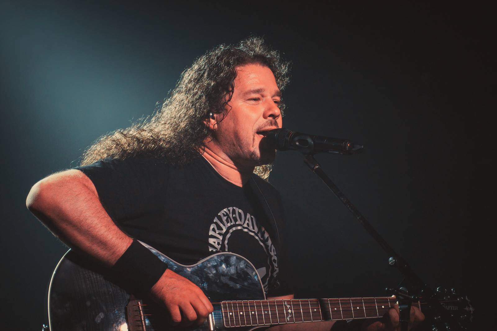 Arakain rozburácel pardubický Žluťák, na stagi si postavil 