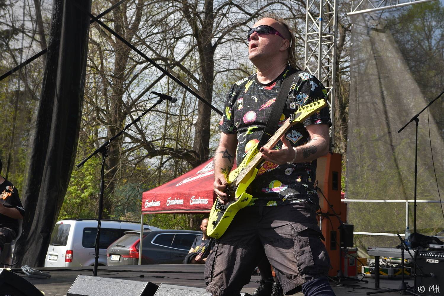 První letošní velká open-air akce v Plzni. Za Plazou vystoupili Hi-Fly, Kurtizány z 25. Avenue, Krucipüsk i Trautenberk