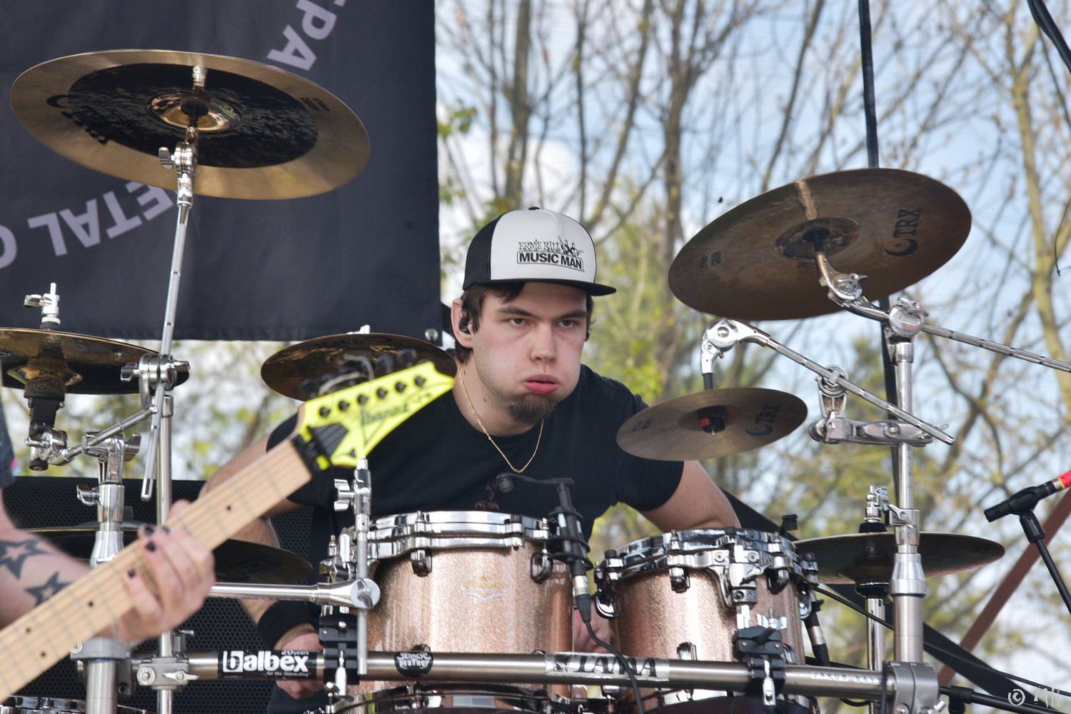 První letošní velká open-air akce v Plzni. Za Plazou vystoupili Hi-Fly, Kurtizány z 25. Avenue, Krucipüsk i Trautenberk