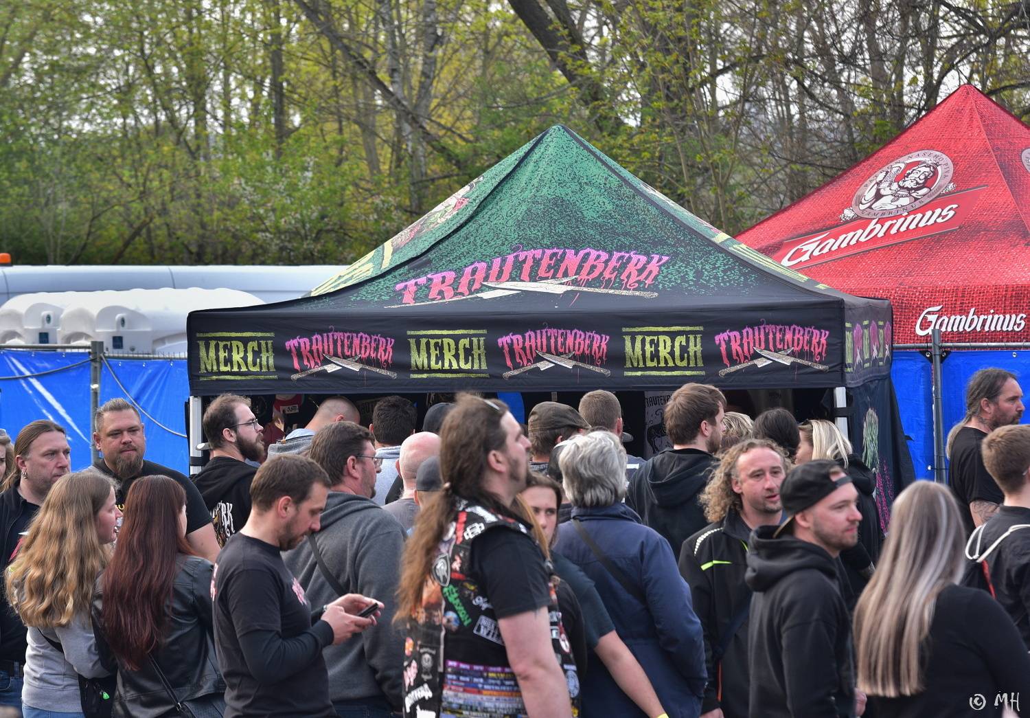 První letošní velká open-air akce v Plzni. Za Plazou vystoupili Hi-Fly, Kurtizány z 25. Avenue, Krucipüsk i Trautenberk