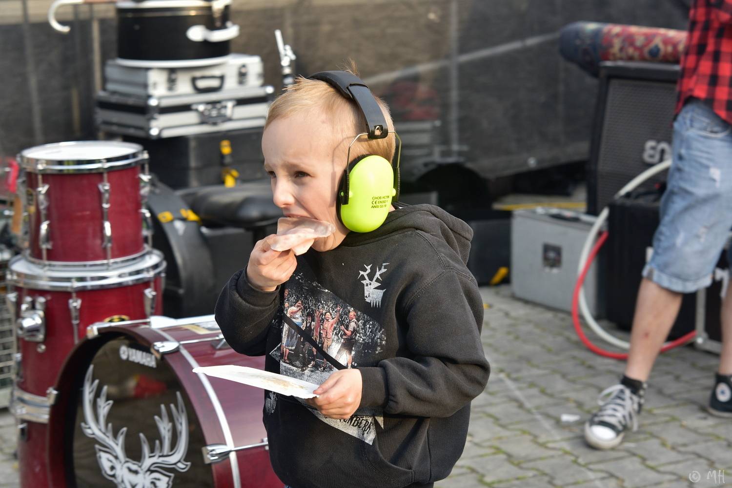 První letošní velká open-air akce v Plzni. Za Plazou vystoupili Hi-Fly, Kurtizány z 25. Avenue, Krucipüsk i Trautenberk