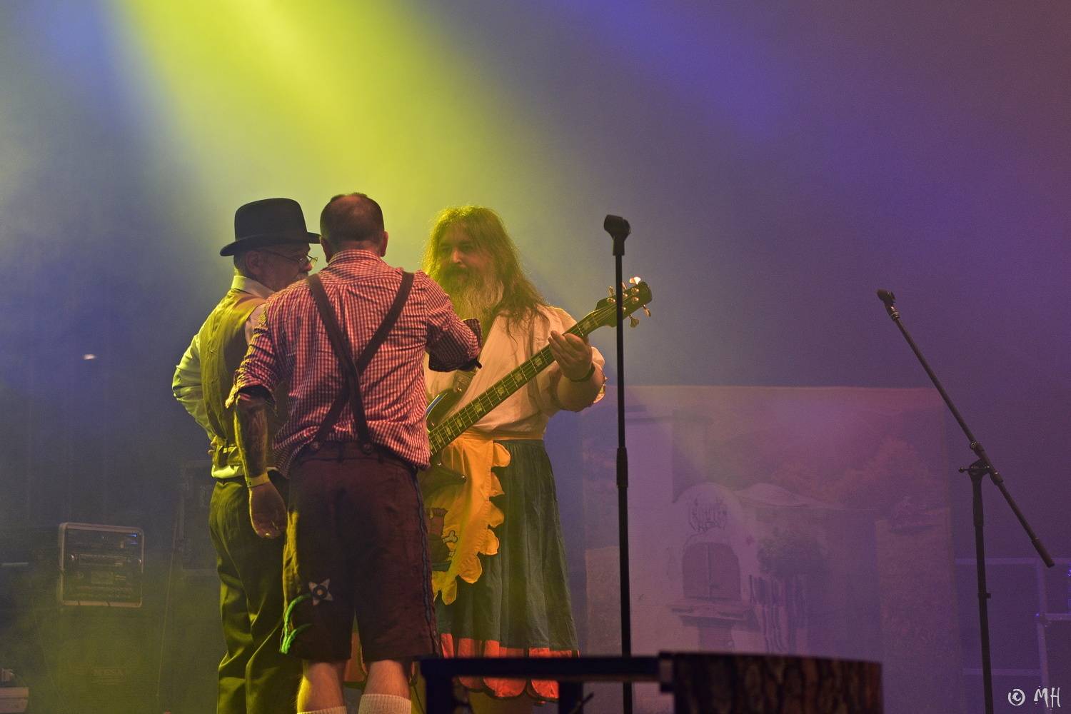 První letošní velká open-air akce v Plzni. Za Plazou vystoupili Hi-Fly, Kurtizány z 25. Avenue, Krucipüsk i Trautenberk