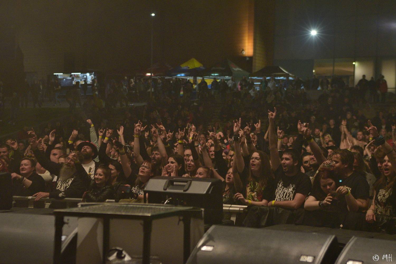 První letošní velká open-air akce v Plzni. Za Plazou vystoupili Hi-Fly, Kurtizány z 25. Avenue, Krucipüsk i Trautenberk