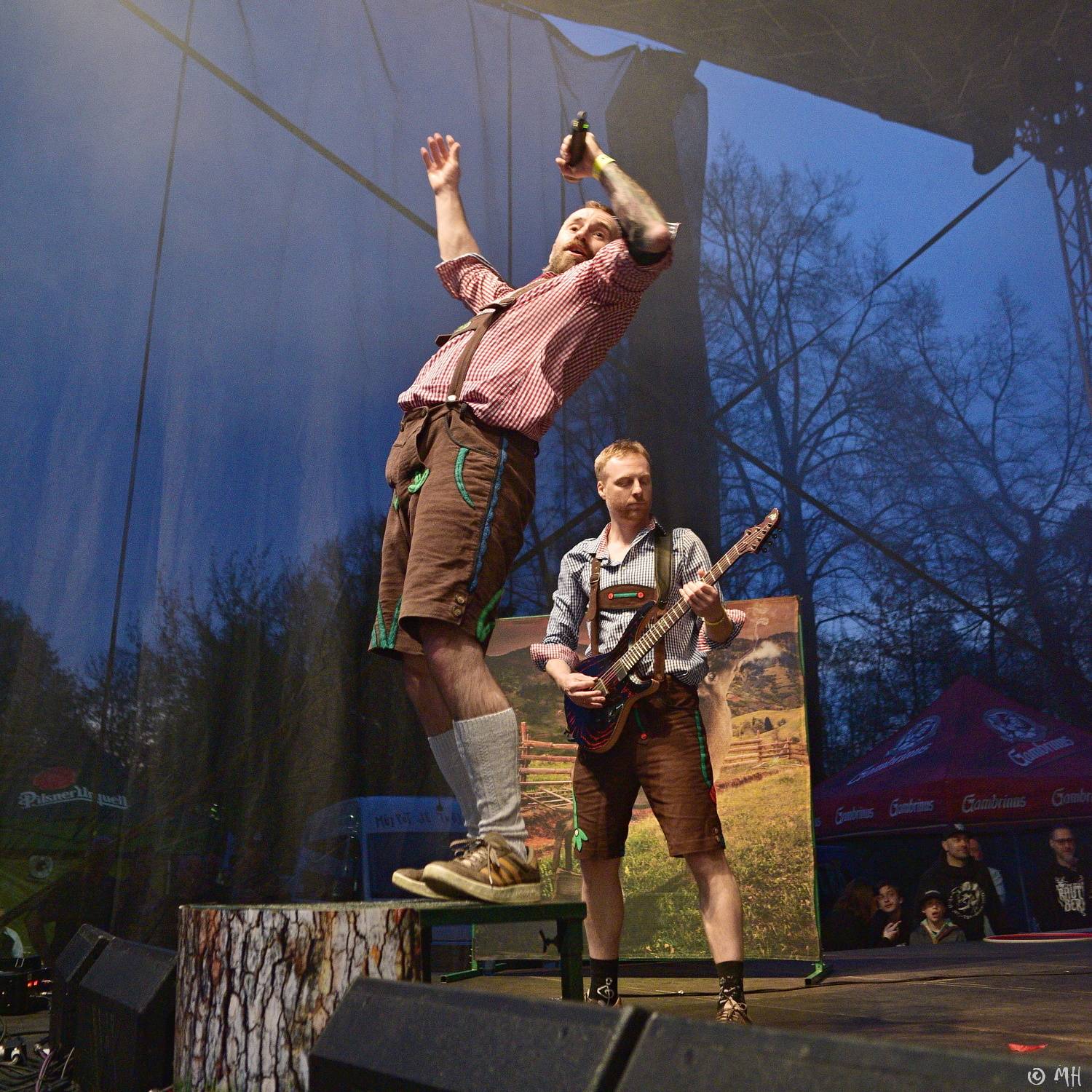 První letošní velká open-air akce v Plzni. Za Plazou vystoupili Hi-Fly, Kurtizány z 25. Avenue, Krucipüsk i Trautenberk