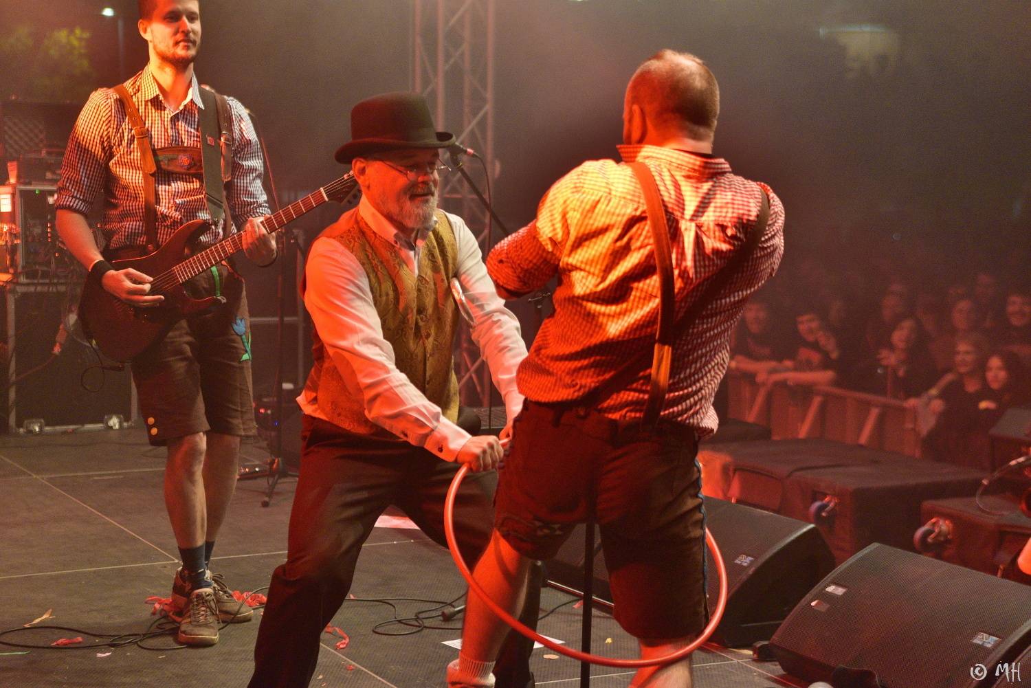 První letošní velká open-air akce v Plzni. Za Plazou vystoupili Hi-Fly, Kurtizány z 25. Avenue, Krucipüsk i Trautenberk