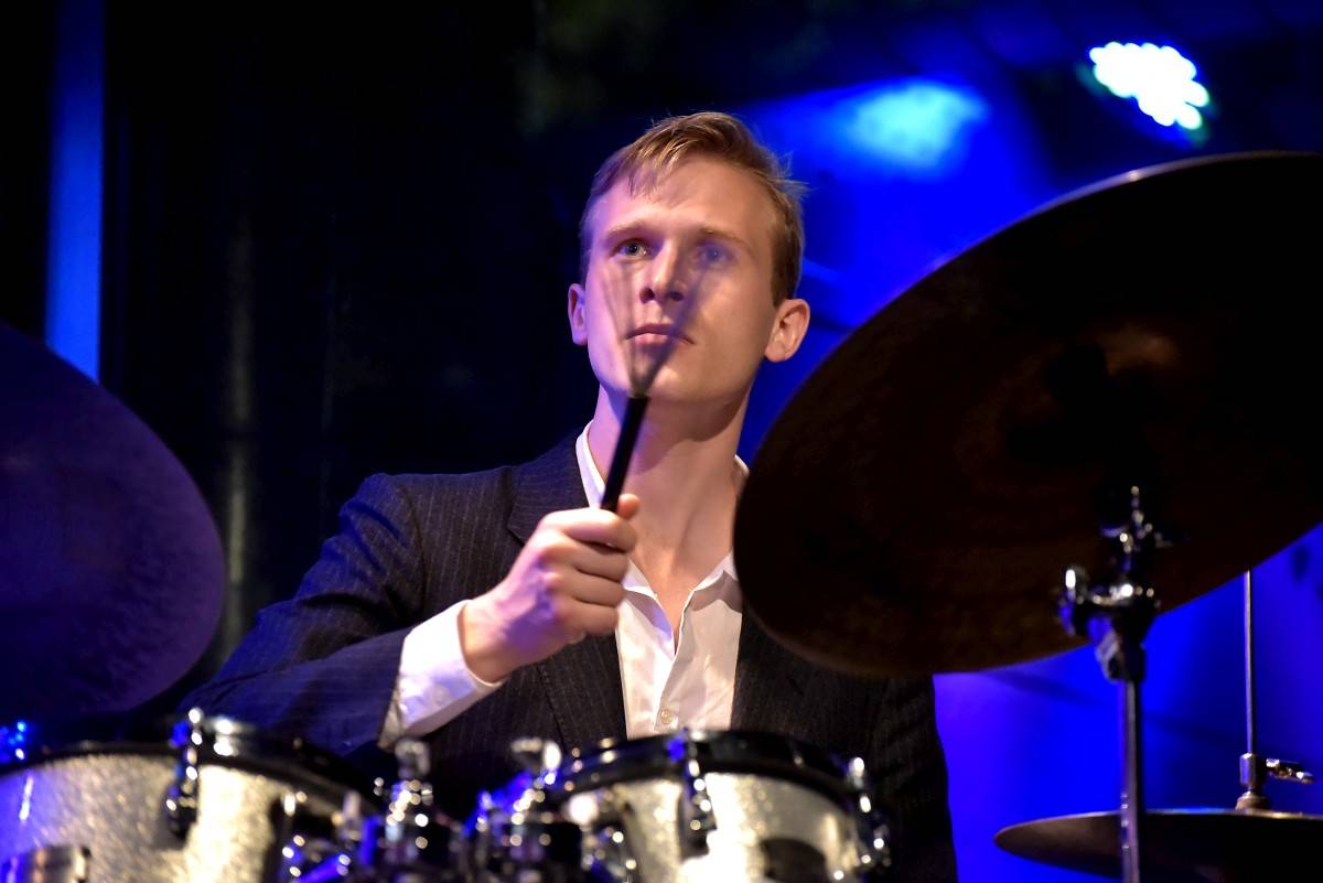 Samara Joy předvedla vyprodanému Jazz Docku svůj sametový hlas, vystoupila s Quartetem