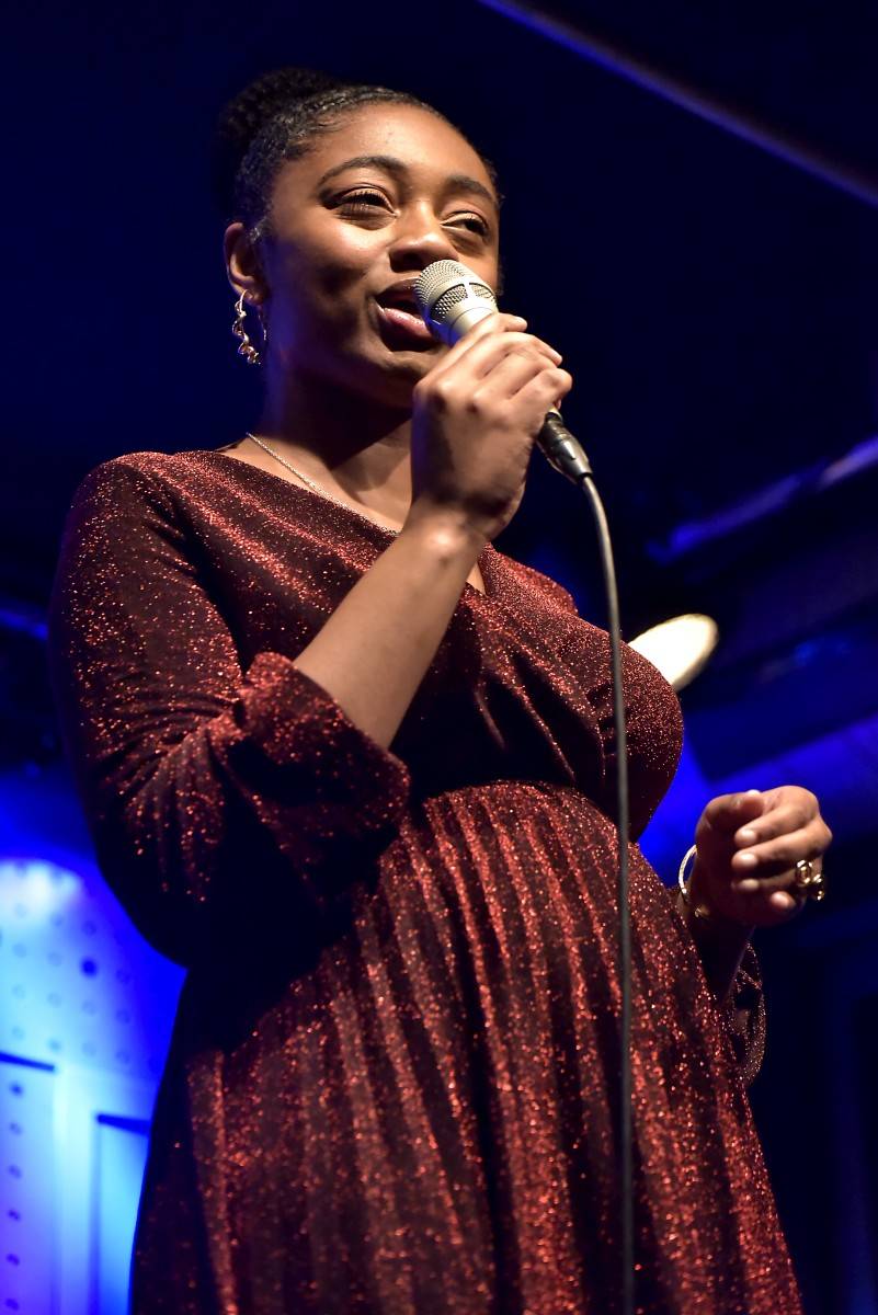Samara Joy předvedla vyprodanému Jazz Docku svůj sametový hlas, vystoupila s Quartetem