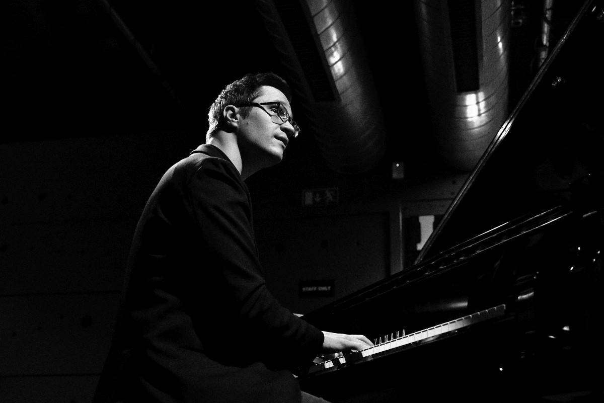 Samara Joy předvedla vyprodanému Jazz Docku svůj sametový hlas, vystoupila s Quartetem