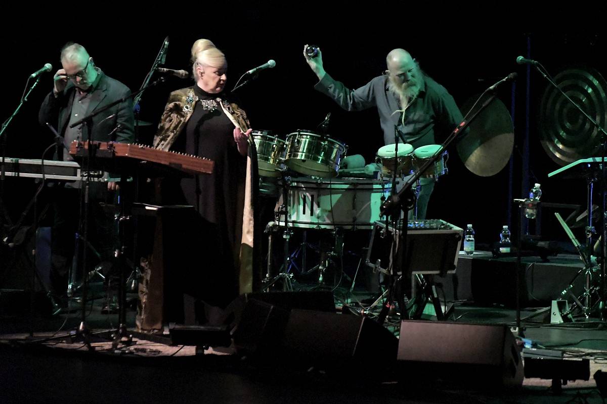 Dead Can Dance se vrátili do pražského Kongresového centra, předskakovala jim Astrid Williamson