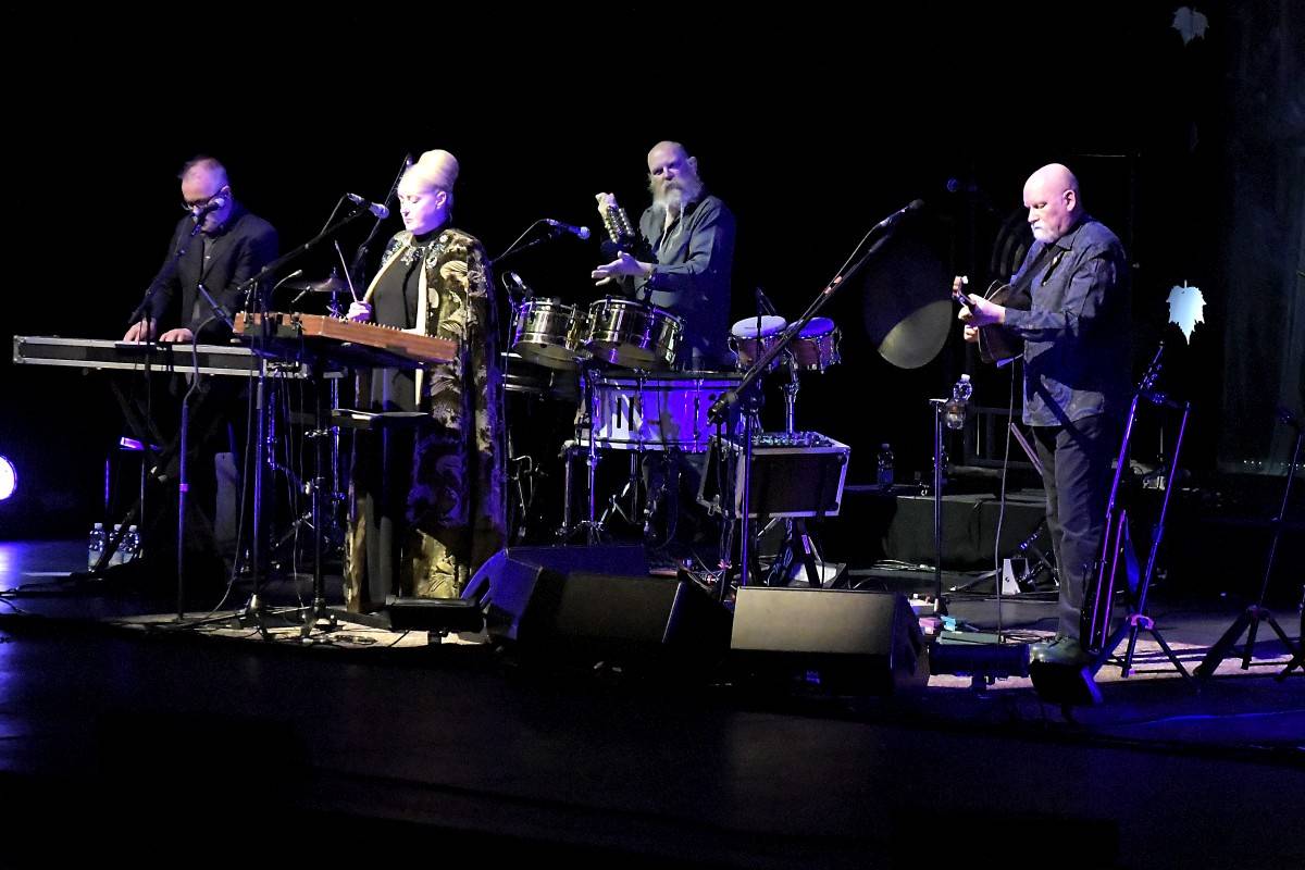 Dead Can Dance se vrátili do pražského Kongresového centra, předskakovala jim Astrid Williamson