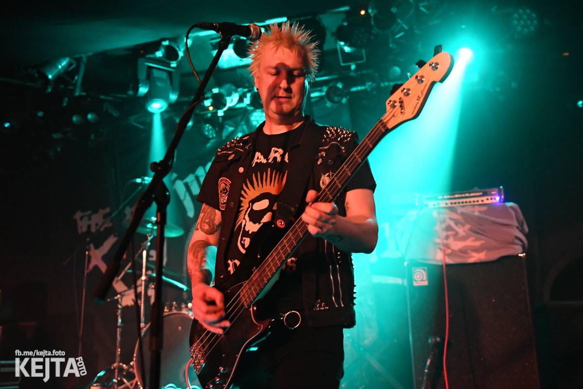 Bestie zvaná The Casualties zaútočila na pražské Futurum, drsné pogo neznalo mezí