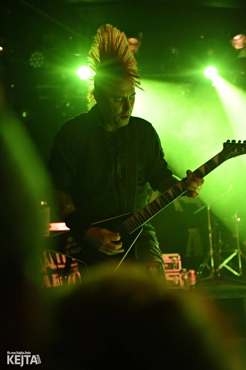 Bestie zvaná The Casualties zaútočila na pražské Futurum, drsné pogo neznalo mezí