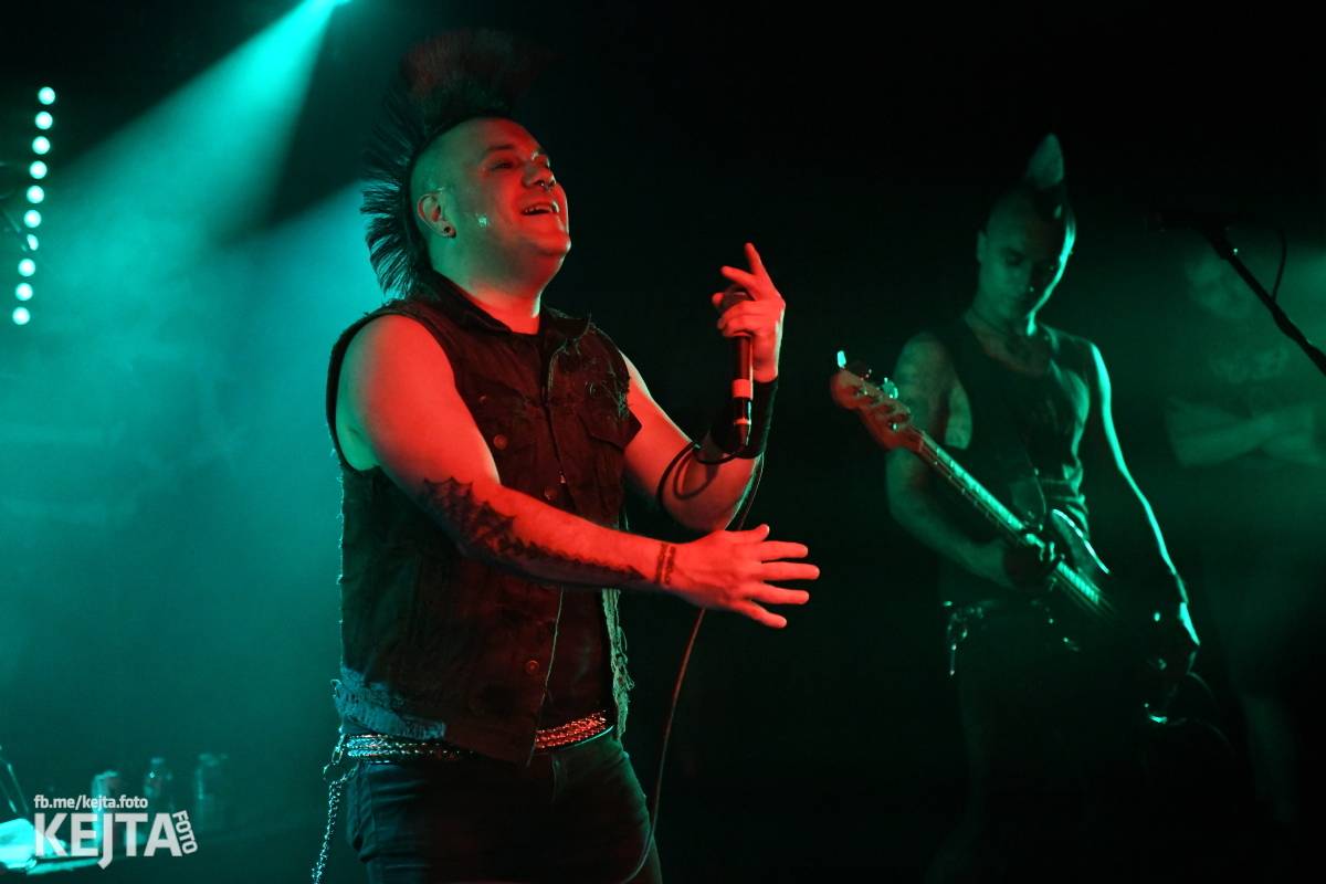 Bestie zvaná The Casualties zaútočila na pražské Futurum, drsné pogo neznalo mezí