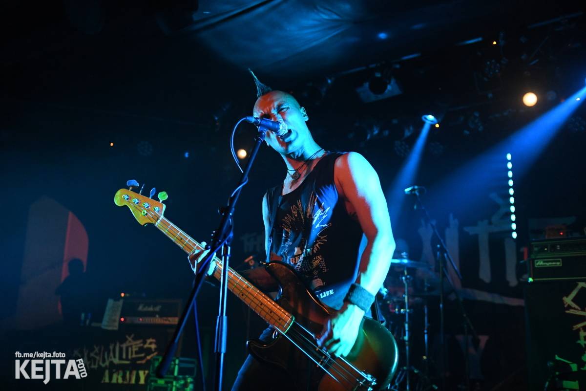 Bestie zvaná The Casualties zaútočila na pražské Futurum, drsné pogo neznalo mezí