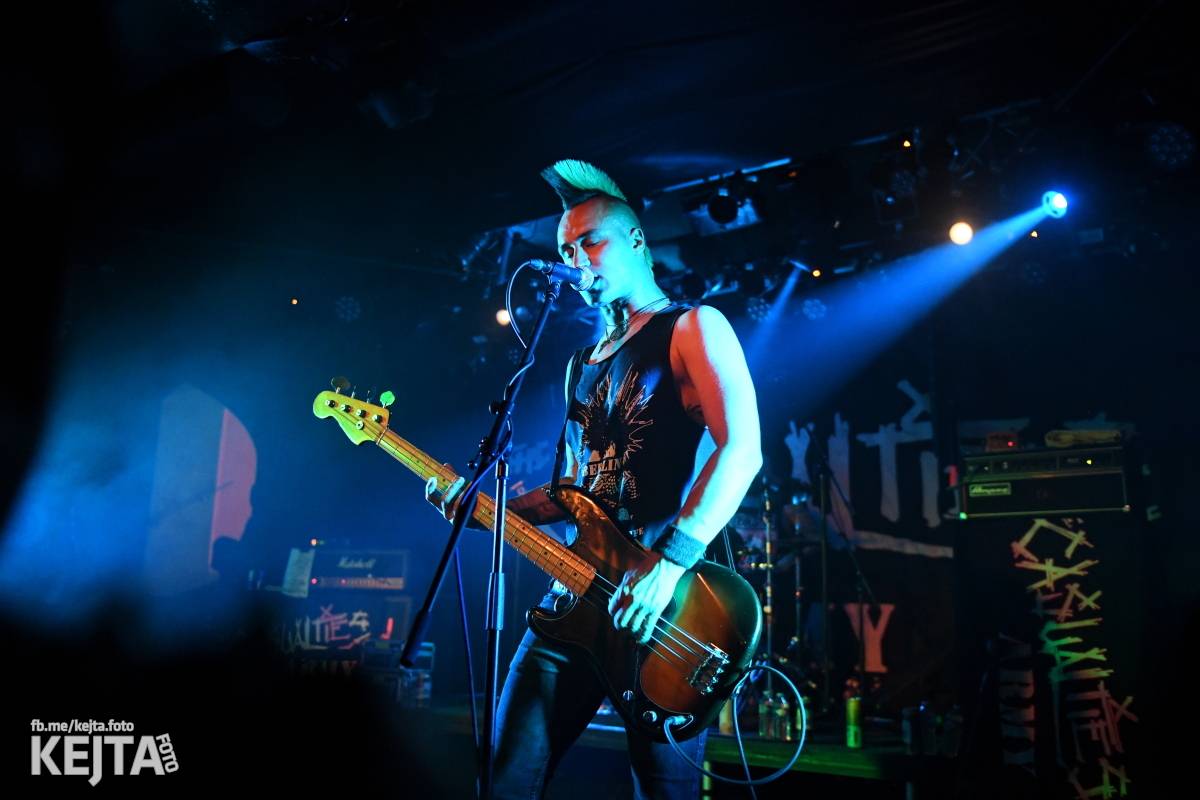 Bestie zvaná The Casualties zaútočila na pražské Futurum, drsné pogo neznalo mezí