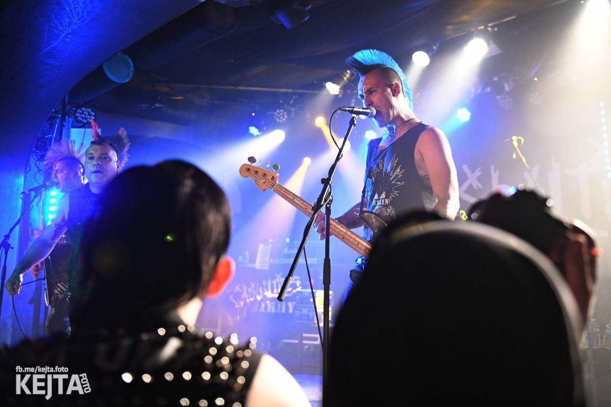 Bestie zvaná The Casualties zaútočila na pražské Futurum, drsné pogo neznalo mezí