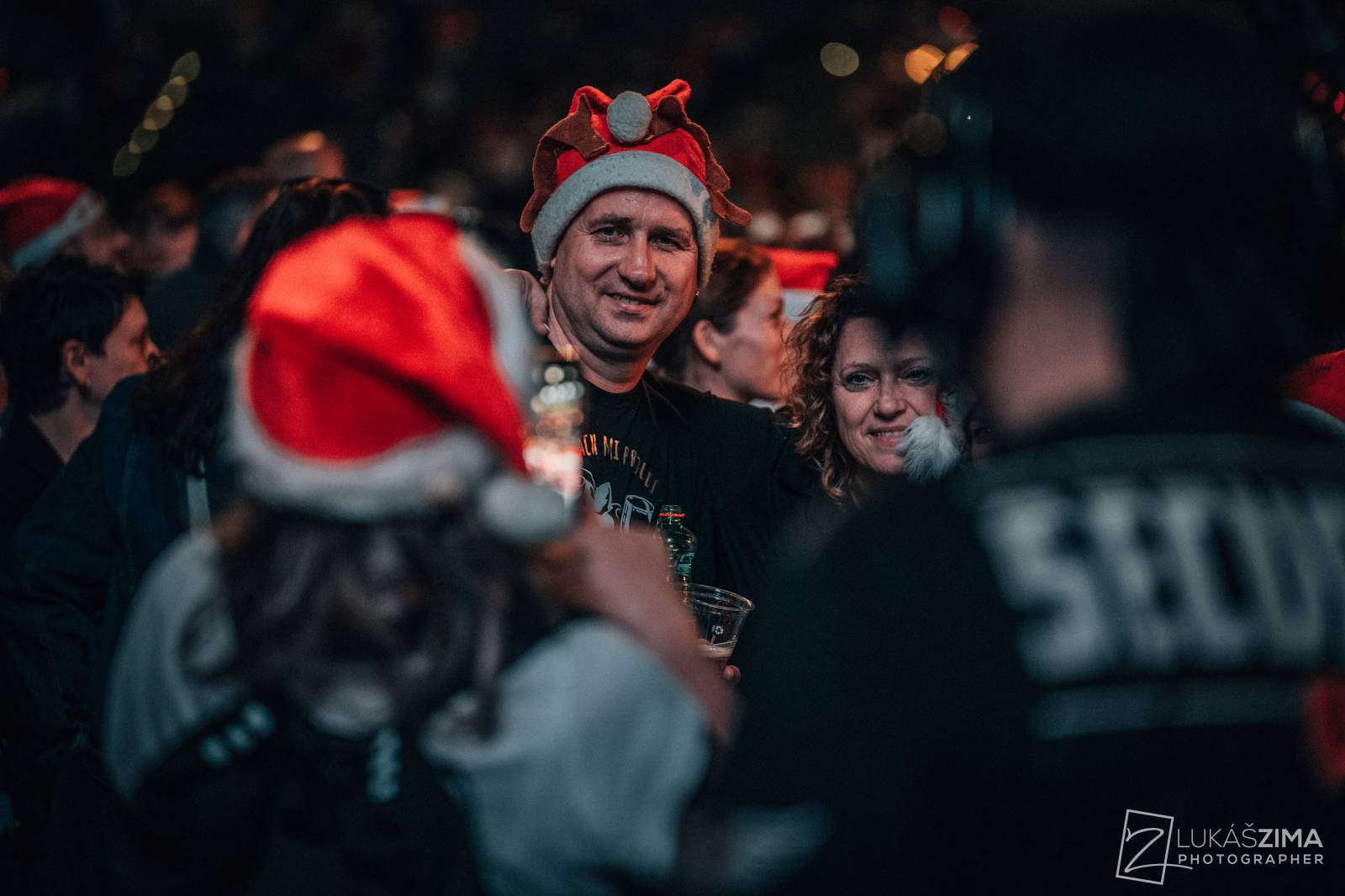 Kryštof si udělali Vánoce v květnu. V O2 areně sněžilo, Richard Krajčo přijel na saních