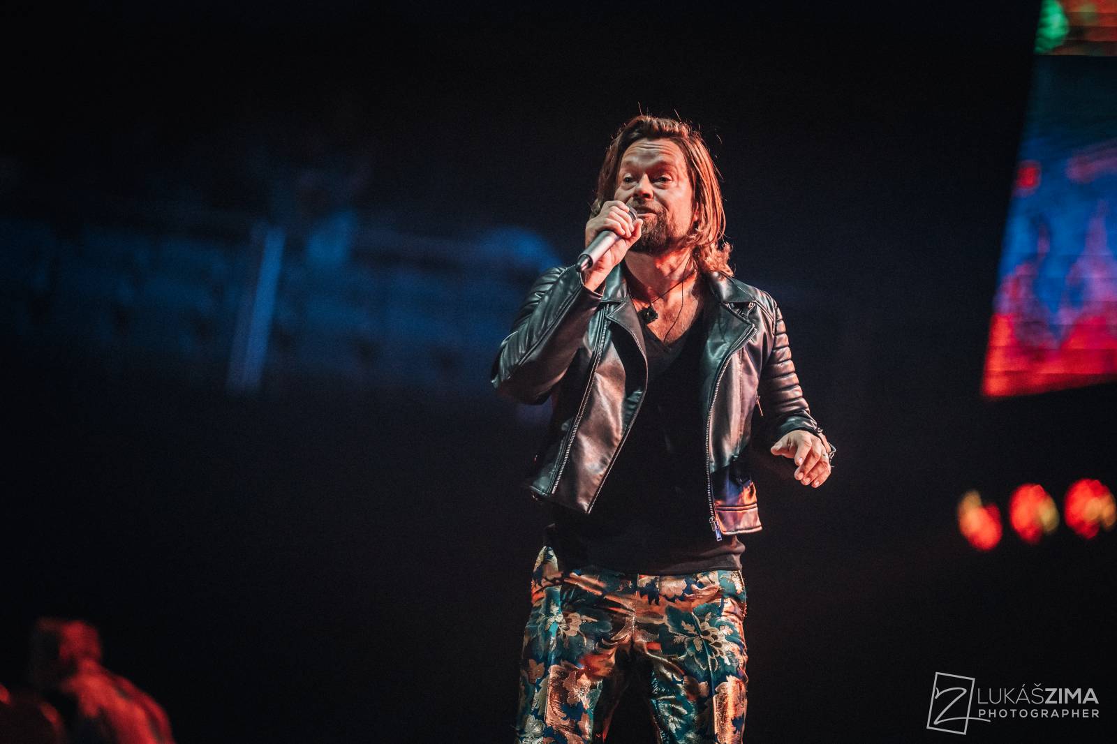 Kryštof si udělali Vánoce v květnu. V O2 areně sněžilo, Richard Krajčo přijel na saních