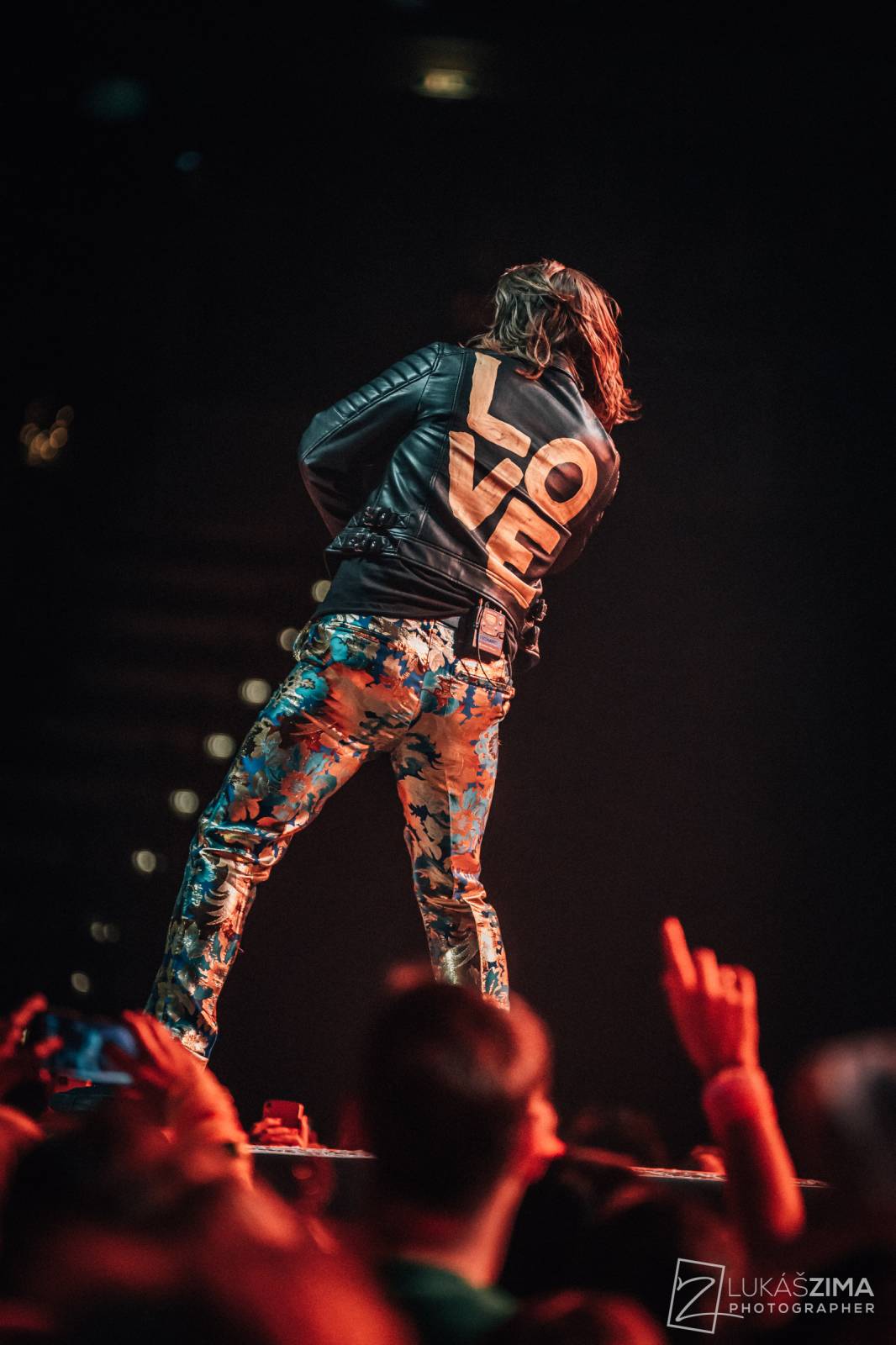 Kryštof si udělali Vánoce v květnu. V O2 areně sněžilo, Richard Krajčo přijel na saních