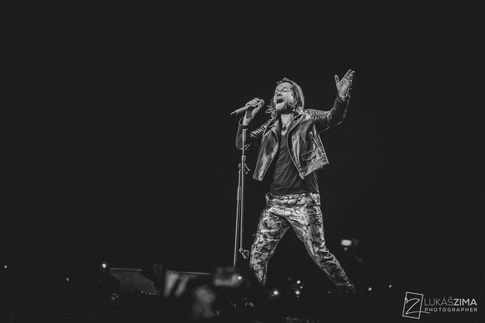 Kryštof si udělali Vánoce v květnu. V O2 areně sněžilo, Richard Krajčo přijel na saních