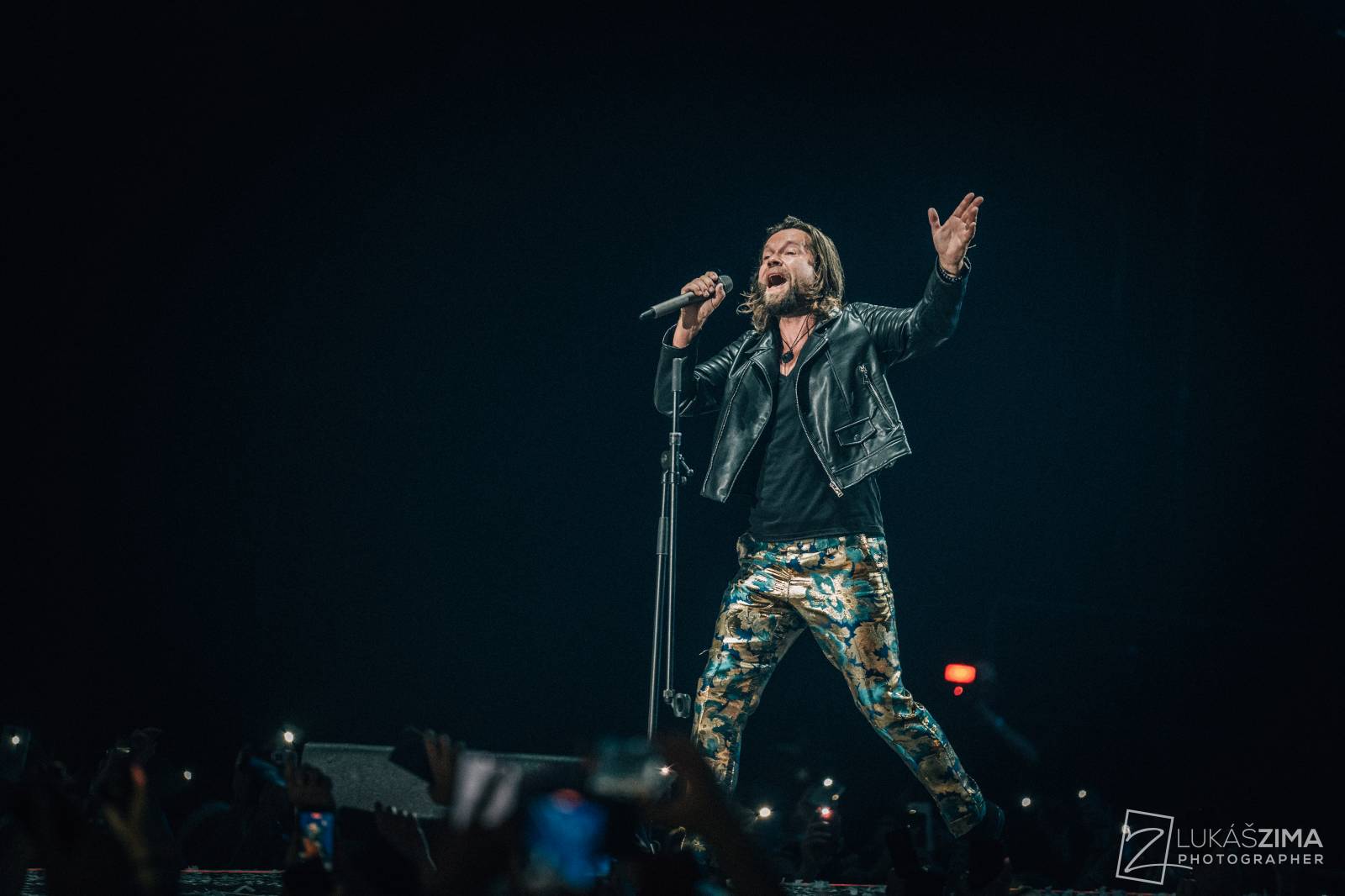 Kryštof si udělali Vánoce v květnu. V O2 areně sněžilo, Richard Krajčo přijel na saních