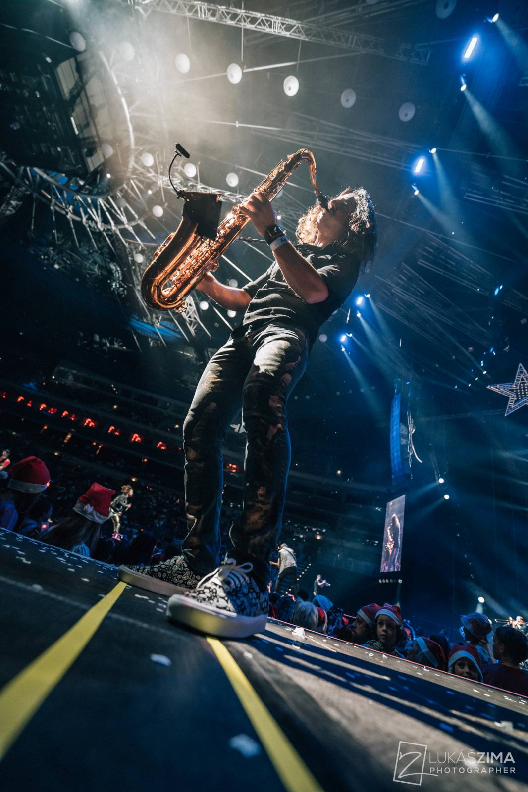 Kryštof si udělali Vánoce v květnu. V O2 areně sněžilo, Richard Krajčo přijel na saních