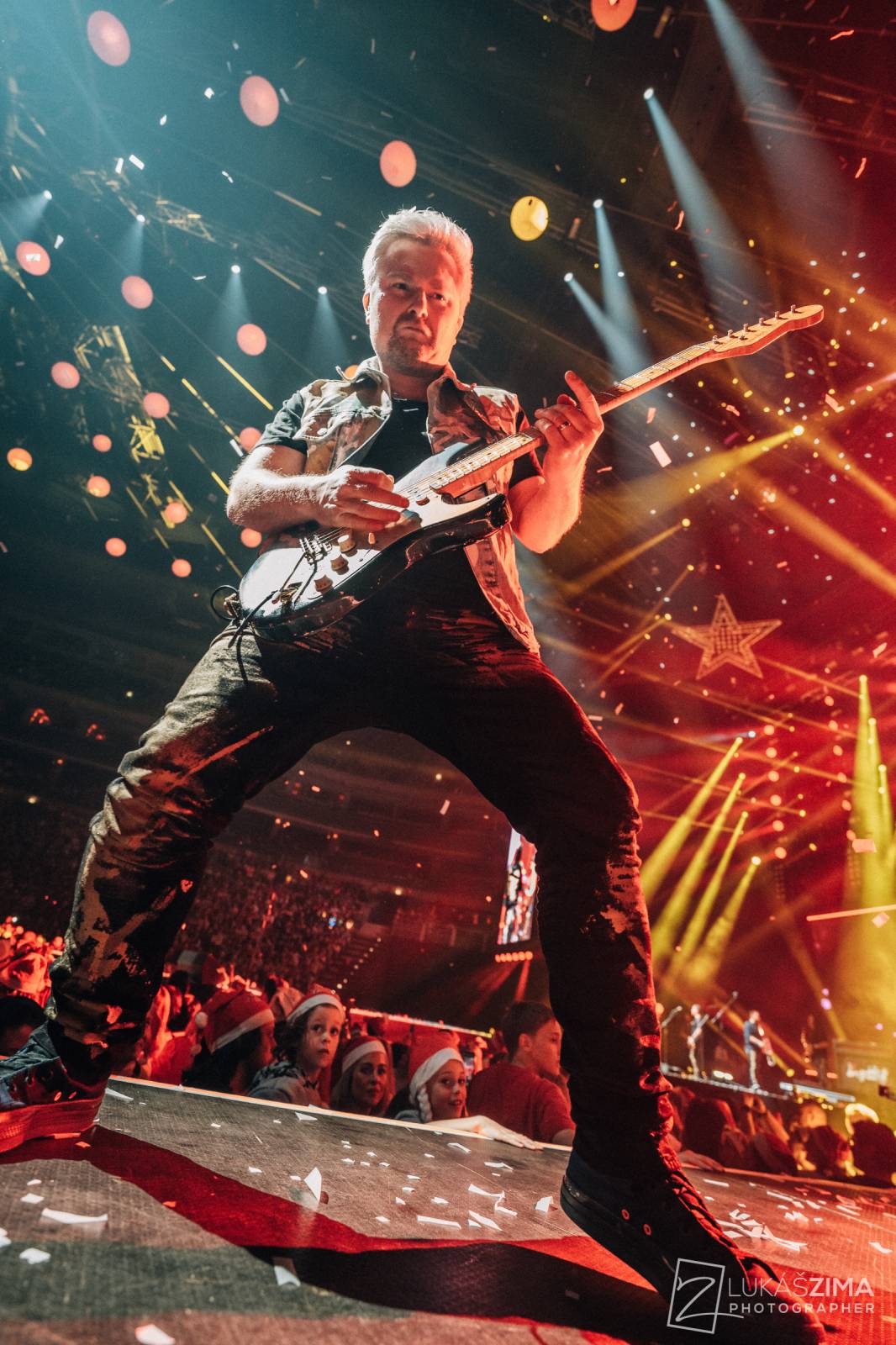 Kryštof si udělali Vánoce v květnu. V O2 areně sněžilo, Richard Krajčo přijel na saních