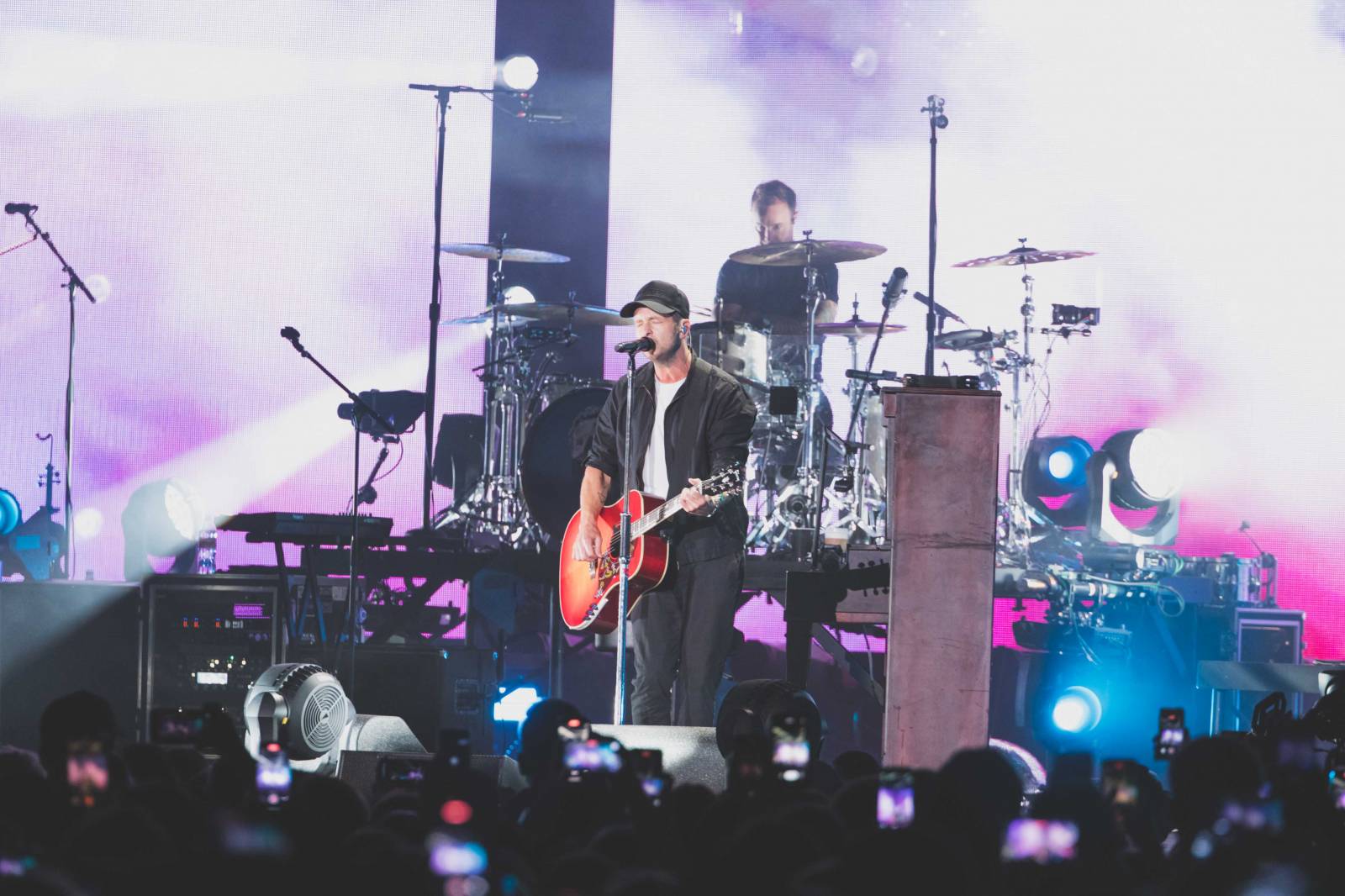 OneRepublic odpálili v Bratislavě svou show, předskakovala jim Jessia