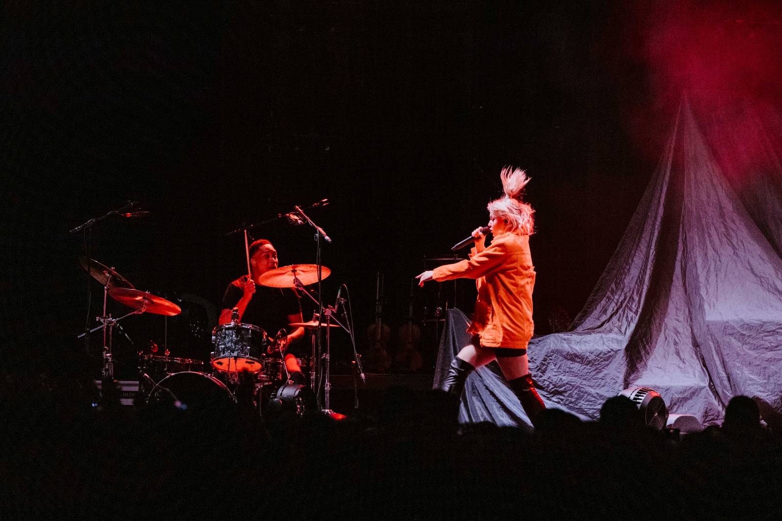 OneRepublic odpálili v Bratislavě svou show, předskakovala jim Jessia