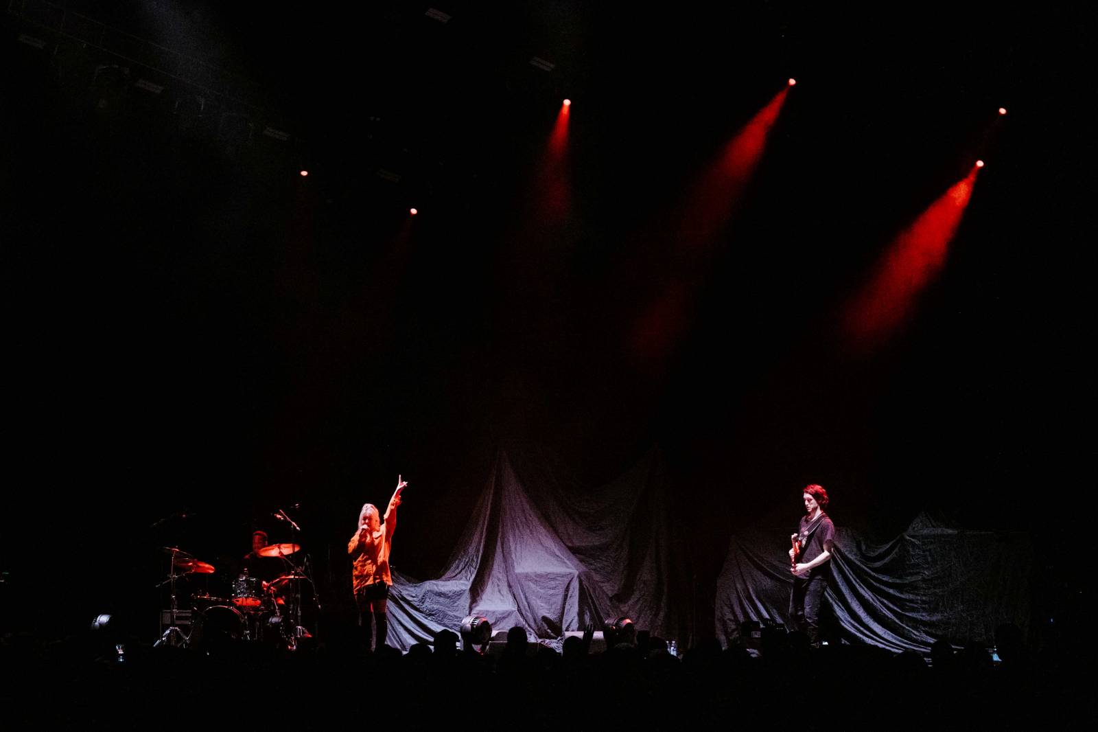 OneRepublic odpálili v Bratislavě svou show, předskakovala jim Jessia