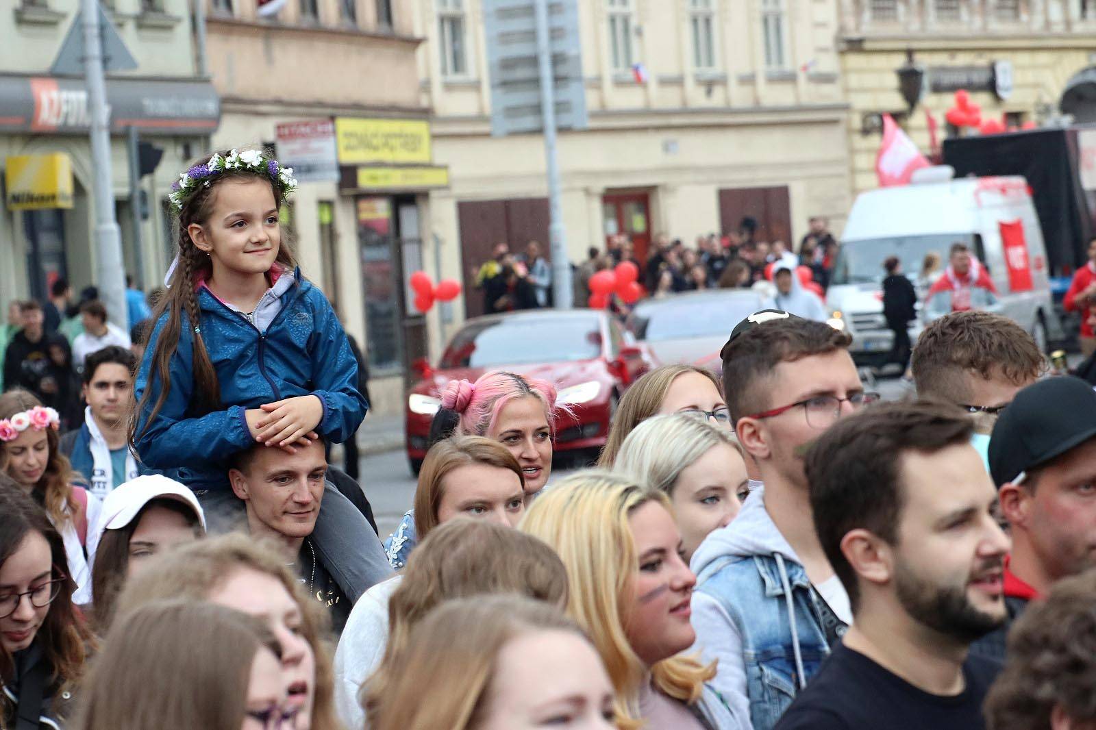 Majáles po třech letech rozburácel Brno, přivezl Kazmu, Mirai i Kapitána Dema