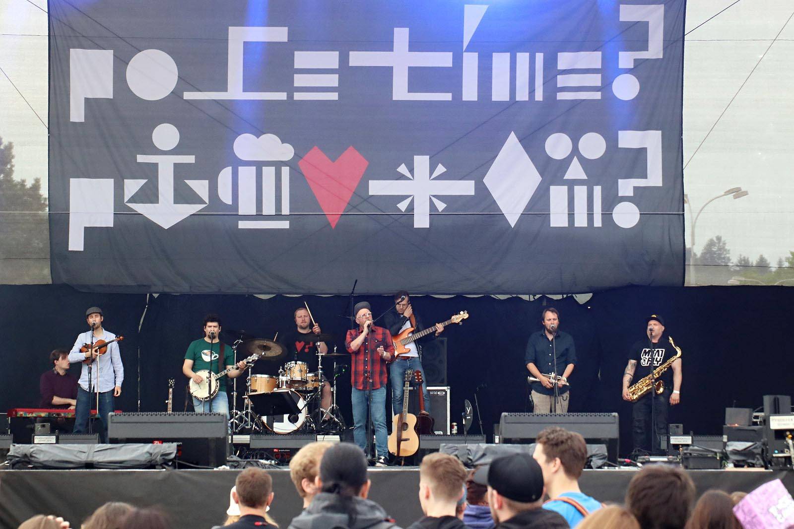 Majáles po třech letech rozburácel Brno, přivezl Kazmu, Mirai i Kapitána Dema