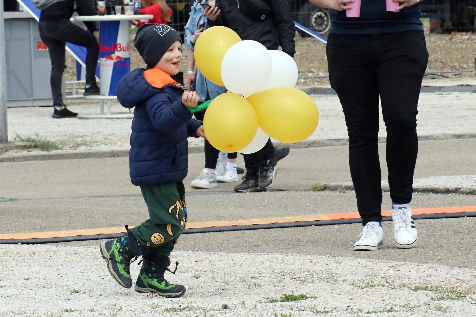 Majáles po třech letech rozburácel Brno, přivezl Kazmu, Mirai i Kapitána Dema
