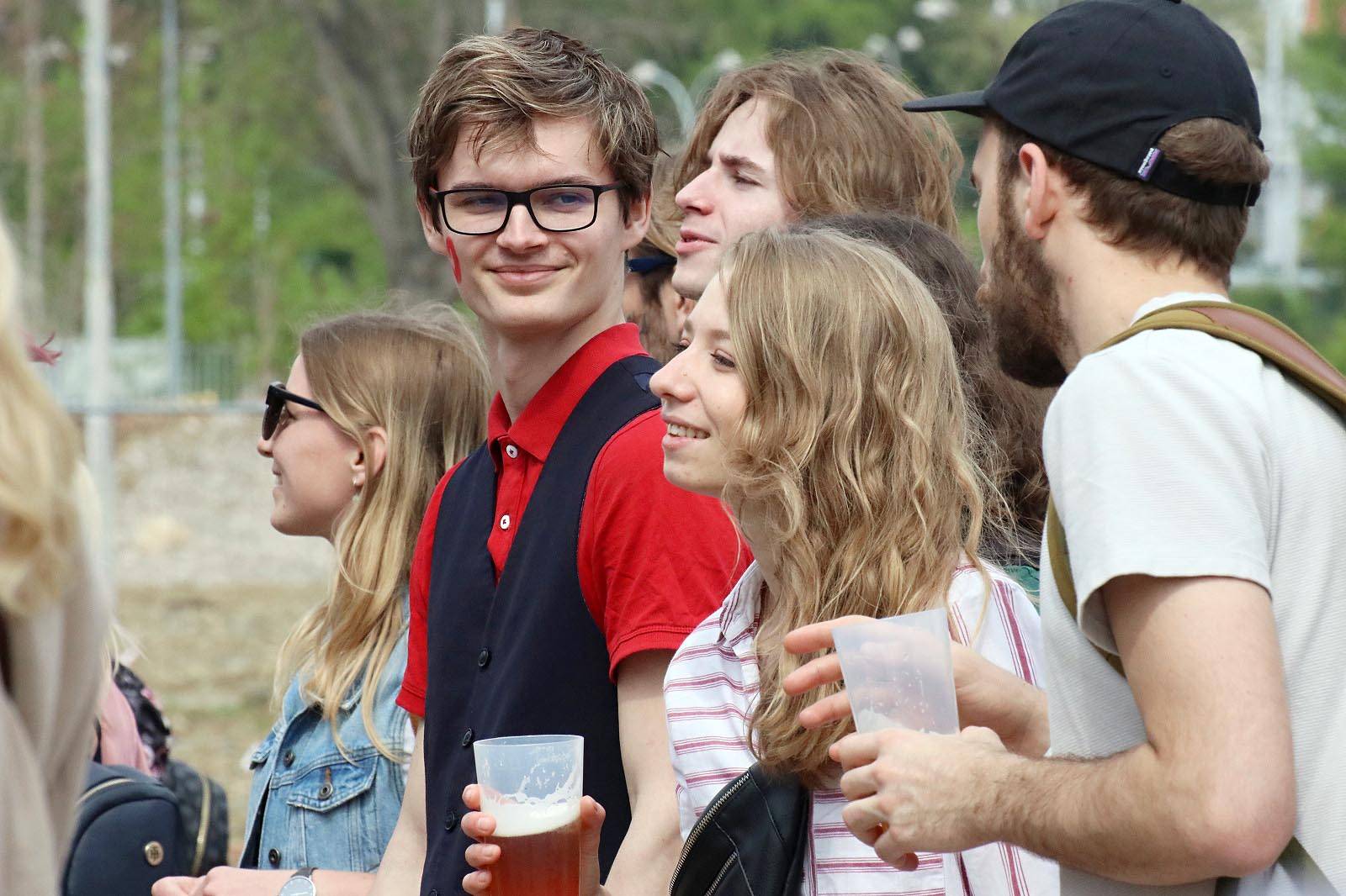 Majáles po třech letech rozburácel Brno, přivezl Kazmu, Mirai i Kapitána Dema