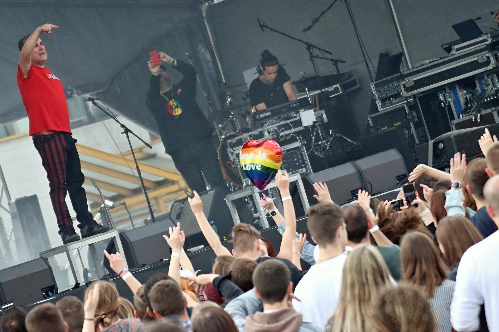 Majáles po třech letech rozburácel Brno, přivezl Kazmu, Mirai i Kapitána Dema