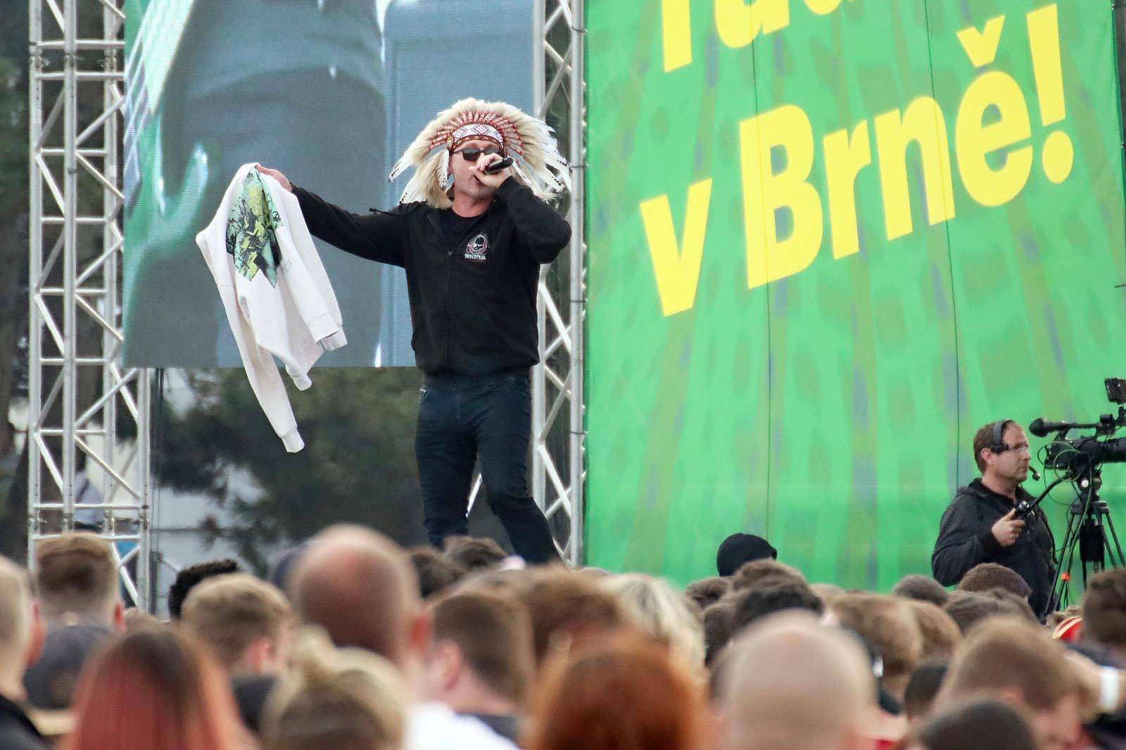 Majáles po třech letech rozburácel Brno, přivezl Kazmu, Mirai i Kapitána Dema