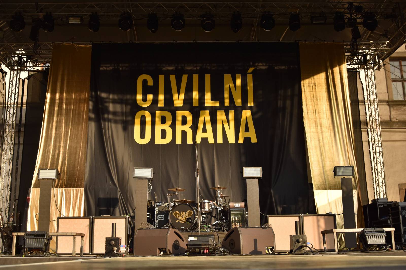 Rybičky 48 v Kutné Hoře rozjeli open air sezónu, klášter se otřásal v základech 