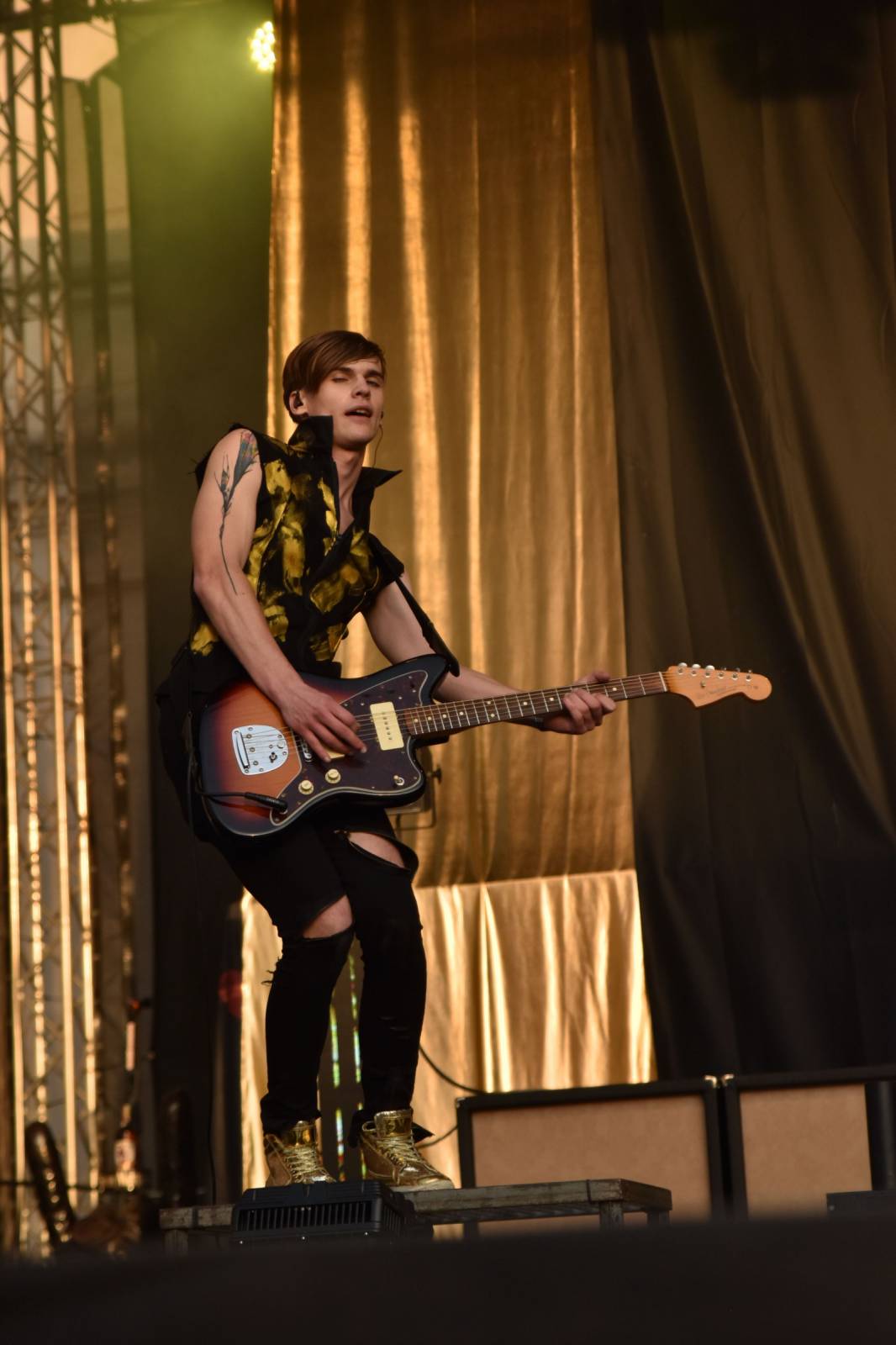 Rybičky 48 v Kutné Hoře rozjeli open air sezónu, klášter se otřásal v základech 