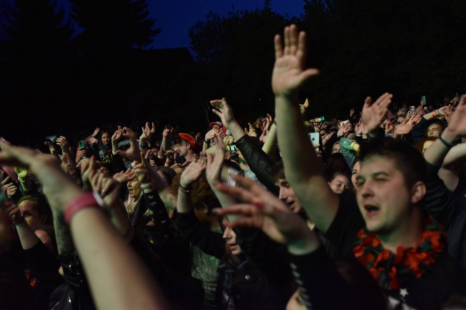 Rybičky 48 v Kutné Hoře rozjeli open air sezónu, klášter se otřásal v základech 