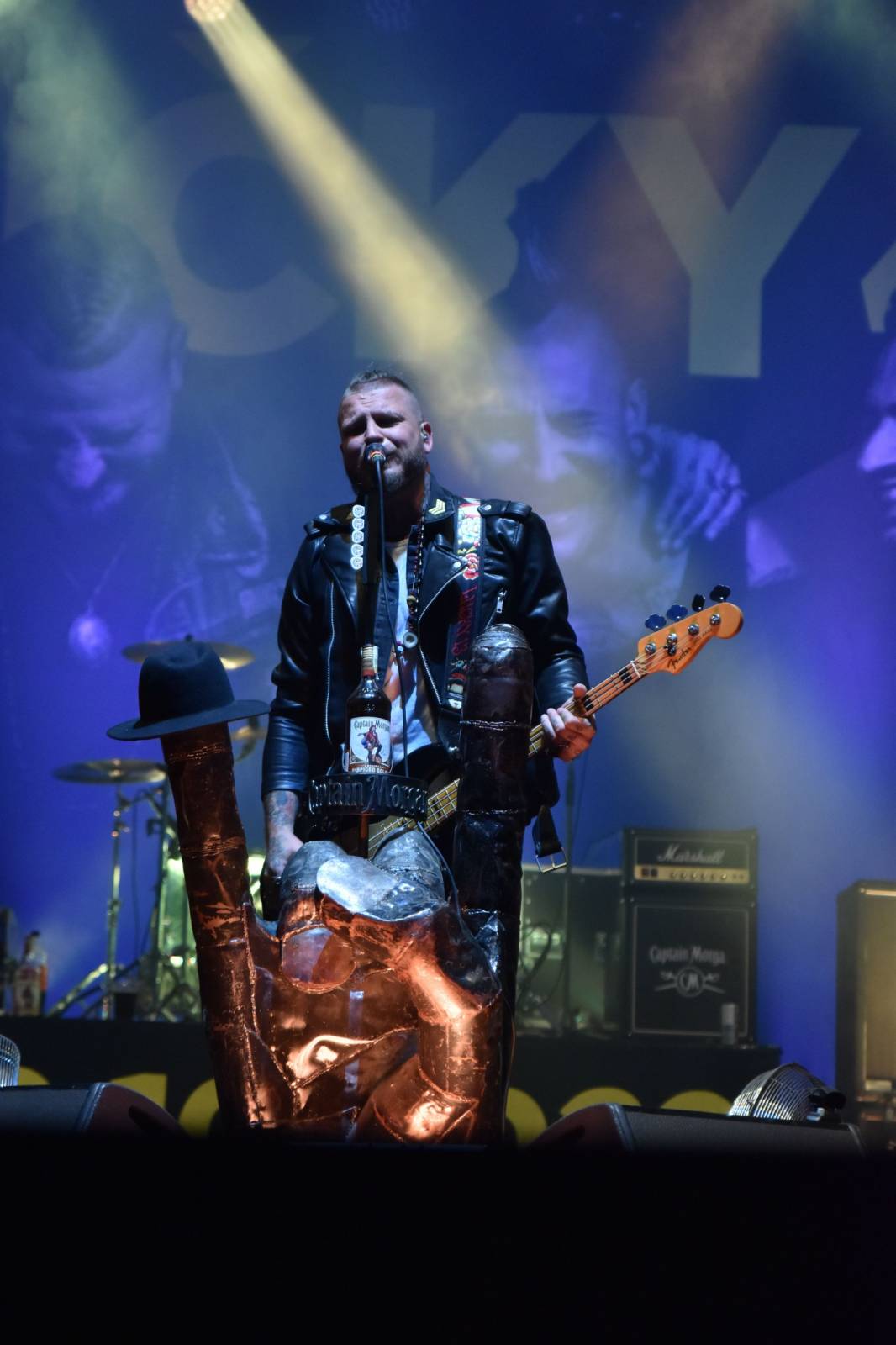 Rybičky 48 v Kutné Hoře rozjeli open air sezónu, klášter se otřásal v základech 