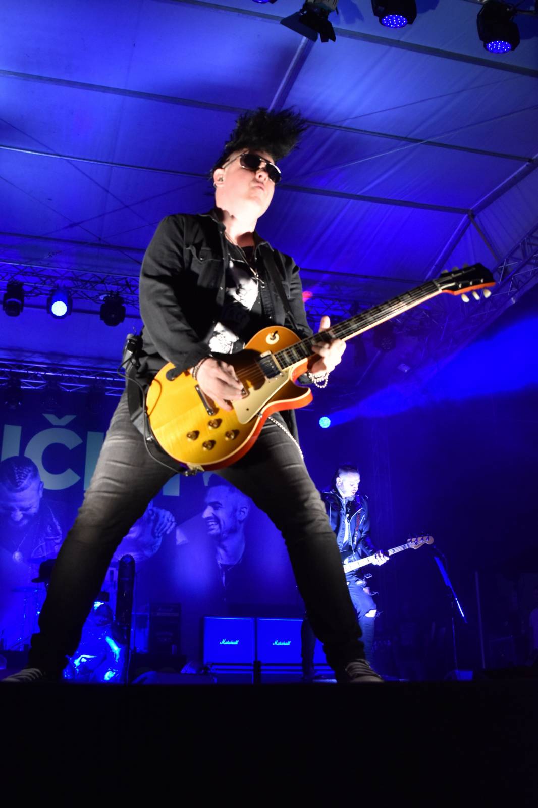 Rybičky 48 v Kutné Hoře rozjeli open air sezónu, klášter se otřásal v základech 