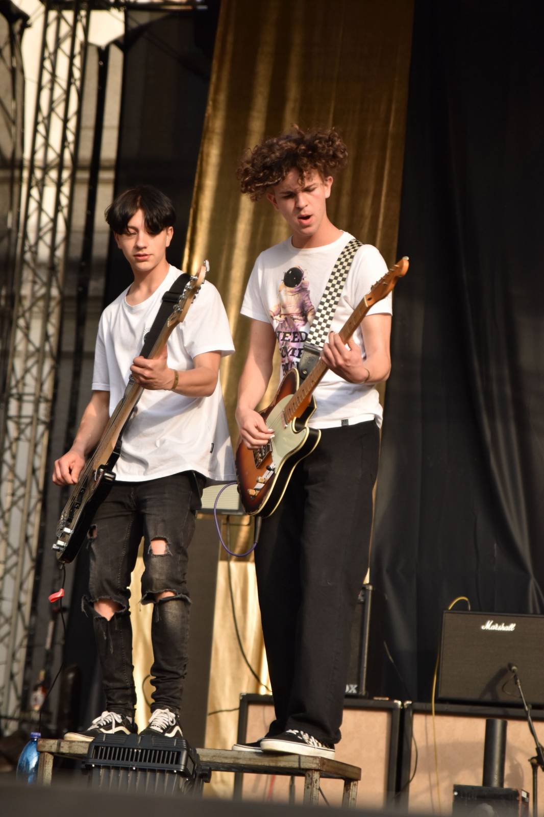 Rybičky 48 v Kutné Hoře rozjeli open air sezónu, klášter se otřásal v základech 