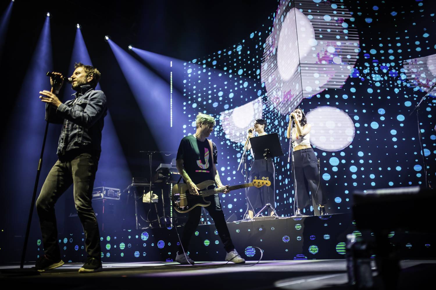 Show plná rock'n'rollu. Tata Bojs měli v O2 universu unikátní scénu i speciální zvukový systém