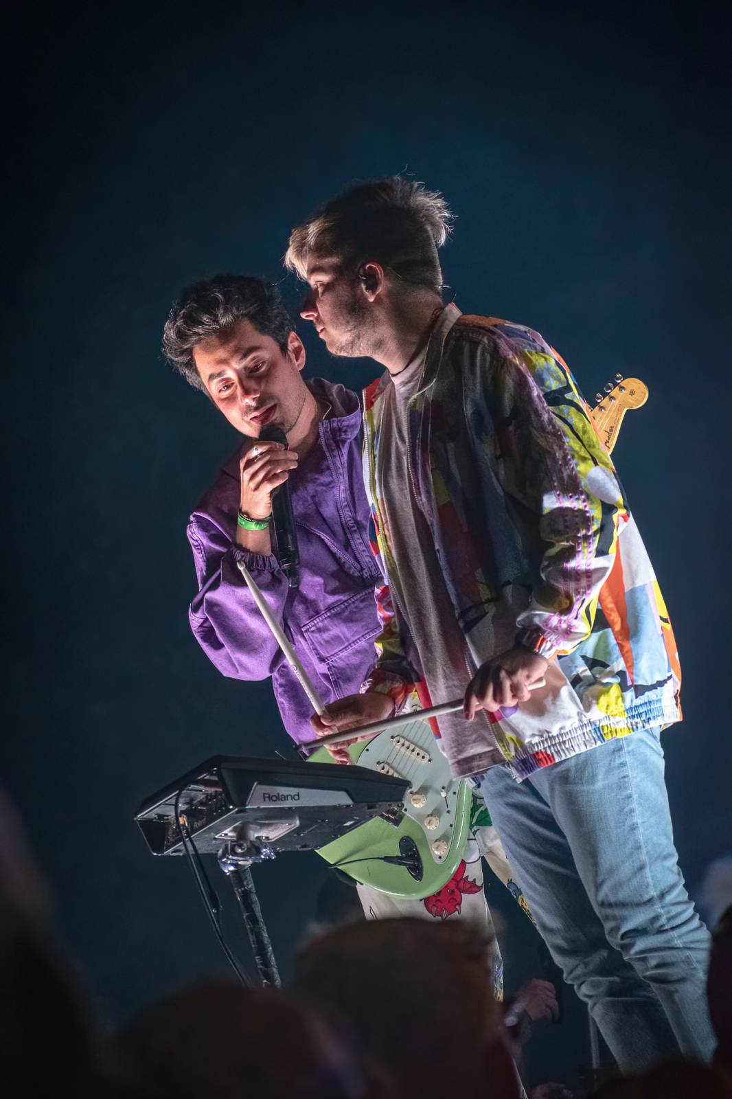 Majálesové veselí v Pardubicích odstartovalo. Miraie Navrátila vyklopili fanoušci z nafukovací jahody