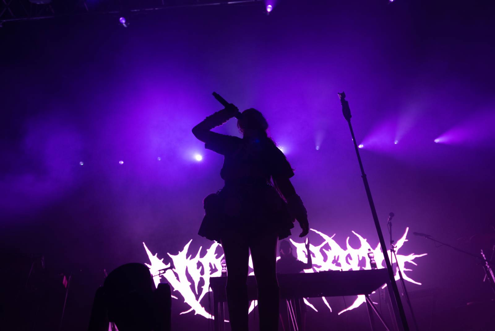 Conan Gray představil Foru Karlín debut Kid Krow