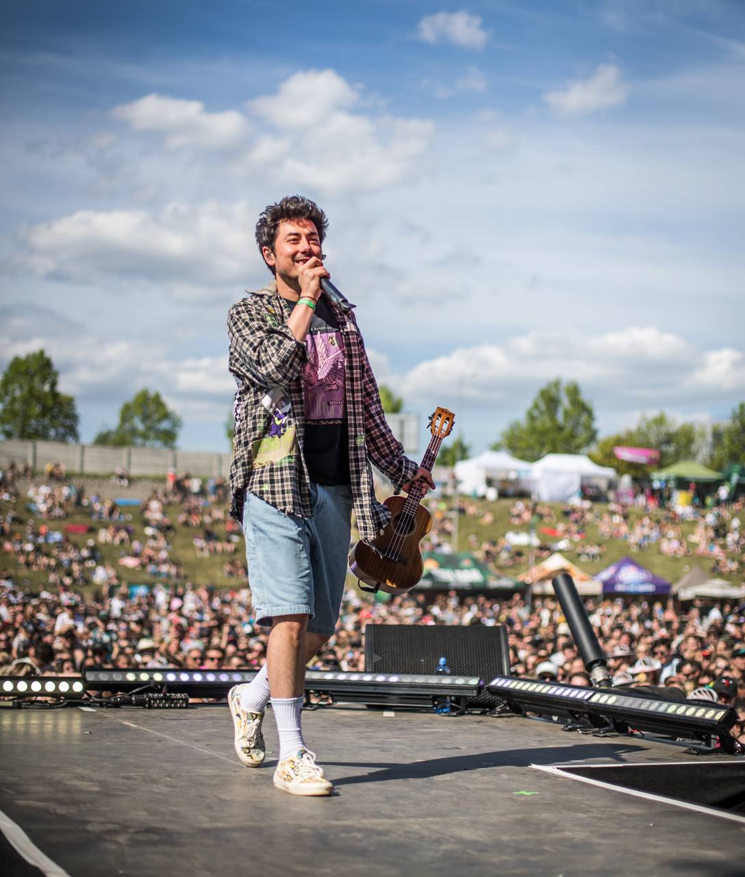 Překvapení Plzeňského Majálesu? King Lost alias Marek Ztracený. Po Benu Cristovaovi létaly podprsenky, vystoupili i Rybičky 48 či Divokej Bill